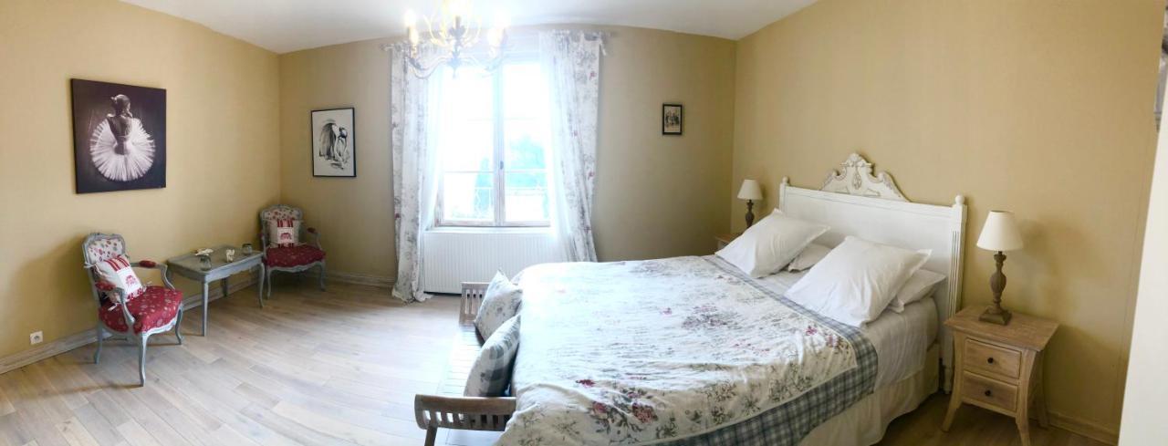 Ecole De Mathuna De Marigny Brizay B&B 외부 사진